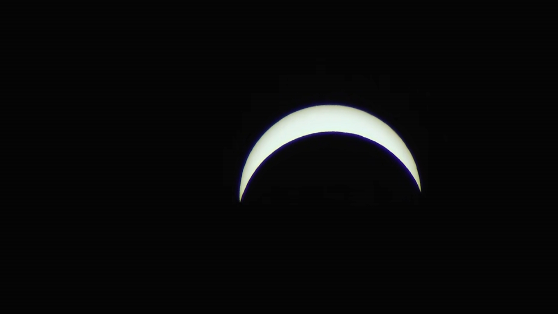 WATCH: NBC 5 meteorologist moved to tears watching 2024 solar eclipse