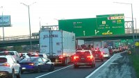 2 dead, 1 injured in serious I-57 crash; NB lanes reopen