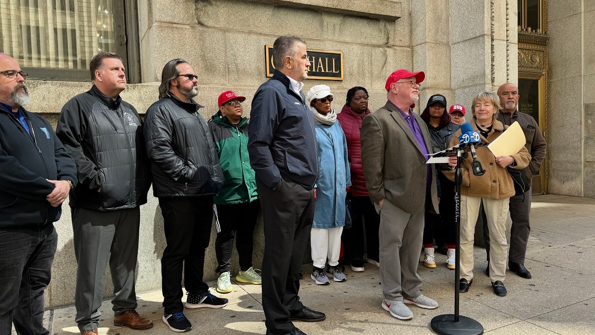 Drive to recall Chicago mayor picks up police union endorsement - Vimarsana News
