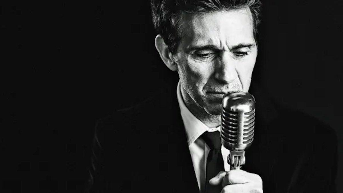 Ronnie Marmo dazzles in dual roles at Biograph Theater – NBC Chicago