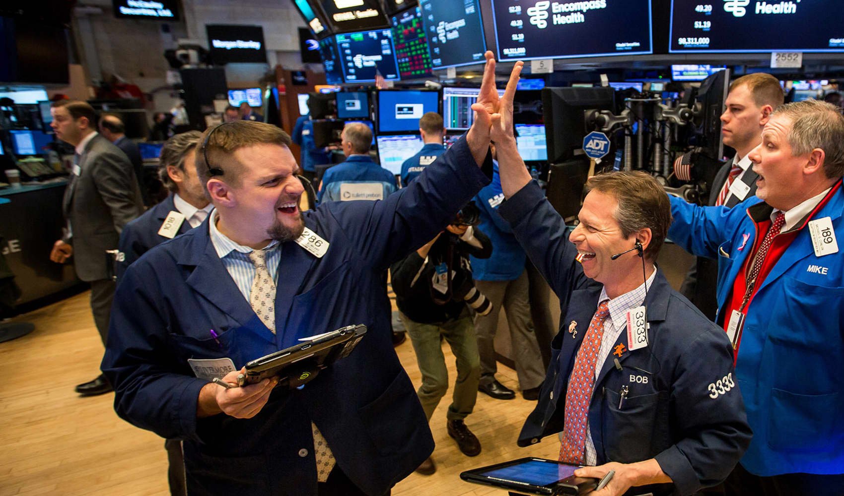 Dow rises to 40,000 for the first time: Live updates – NBC Chicago - Vimarsana News