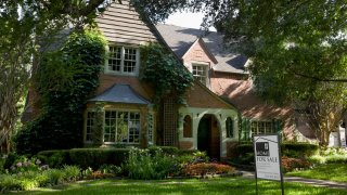 Curb appeal is important in getting the right price from the right prospective buyer.
