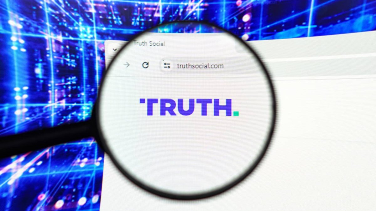 Trump Media auditor charged by SEC with 'massive fraud,' permanently barred from public company audits – NBC Chicago - Vimarsana News