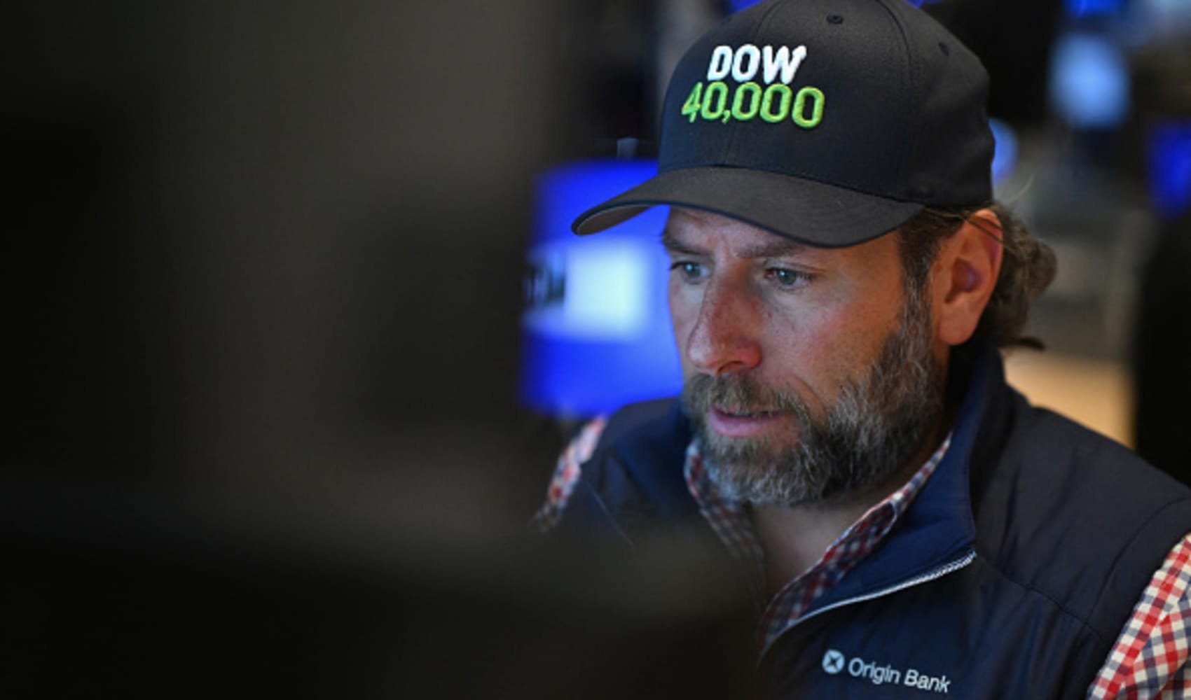 Stock futures tick higher after Dow closes above 40,000 for the first time: Live updates - Vimarsana News