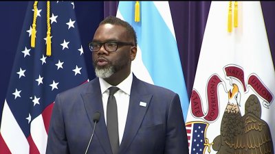 Chicago mayor speaks after suspect charged in murder of Officer Luis Huesca