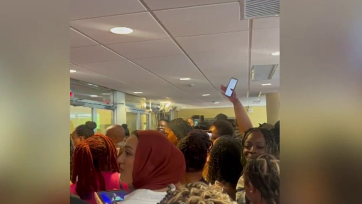 Nbc Capacity Howard University nursing graduation cut off after venue reaches ...