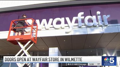 Wayfair store in Wilmette officially opens for business