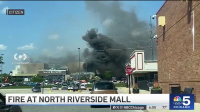 Grease fire in food court prompts evacuations at North Riverside Park Mall