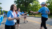 How to volunteer at the Bank of America Chicago 13.1 race