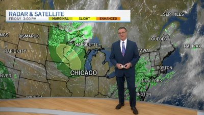 CHICAGO FORECAST: Cloudy skies, rain expected overnight ahead of mild Saturday