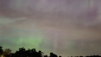 Could Northern Lights return to Chicago area Sunday? Here's what we know