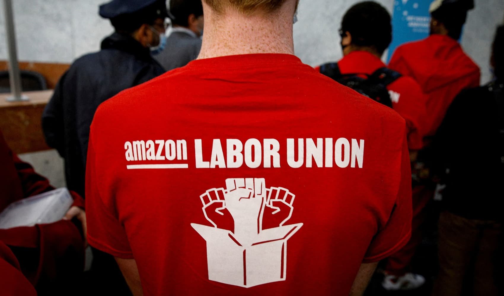 Amazon's first U.S. labor union moves to affiliate with Teamsters - Vimarsana News