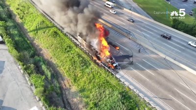 WATCH: Fire sends smoke billowing into sky on the Tri-State Tollway