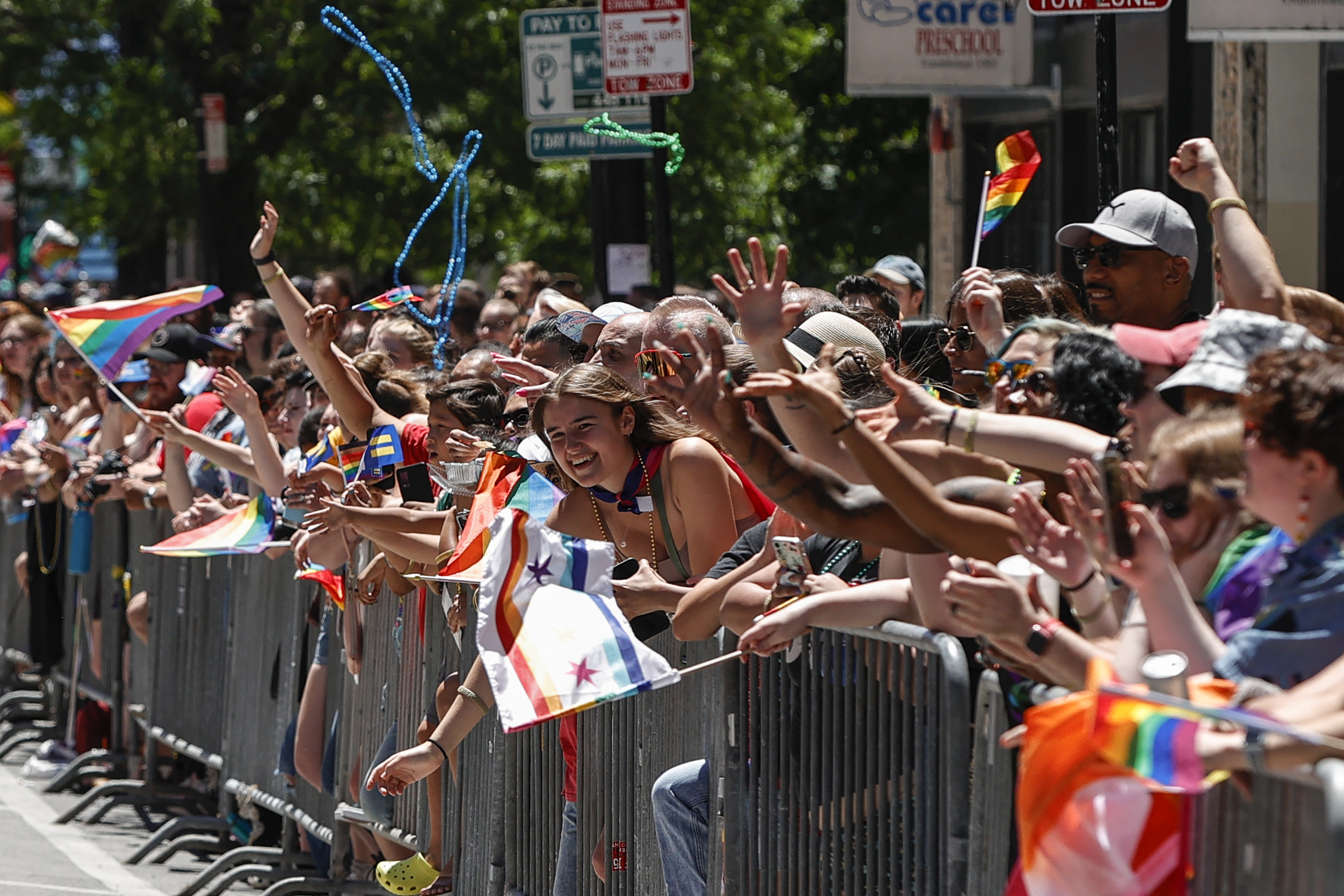 Metra to expand service on 2 lines for Chicago Pride Parade