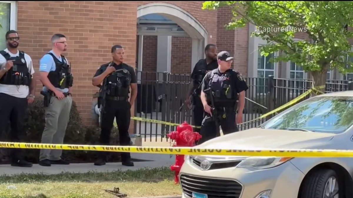 Portions of 127th Street in Blue Island shut down amid large police presence