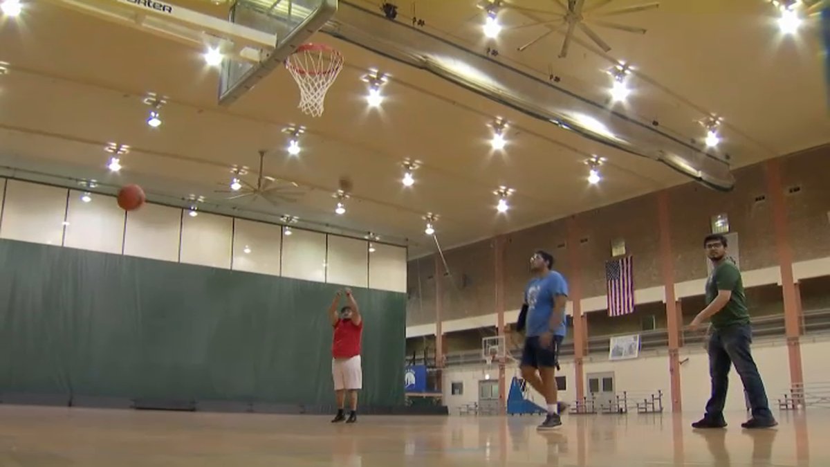 Broadway Armory restores park district programming after migrants moved from facility