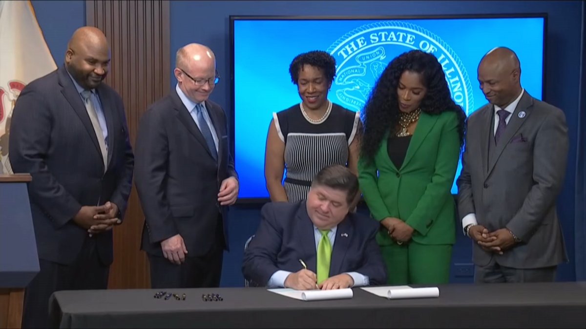 3 key components of Illinois’ budget as Pritzker signs legislation