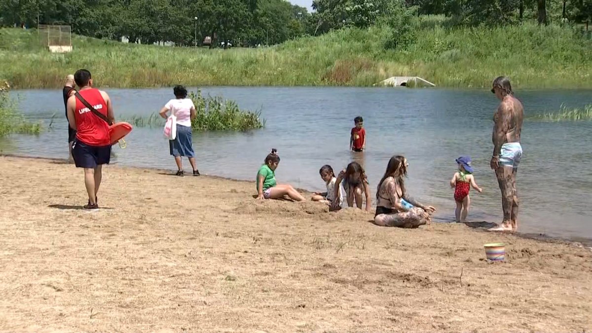 Humboldt Park Beach reopens to public for first time in 4 years