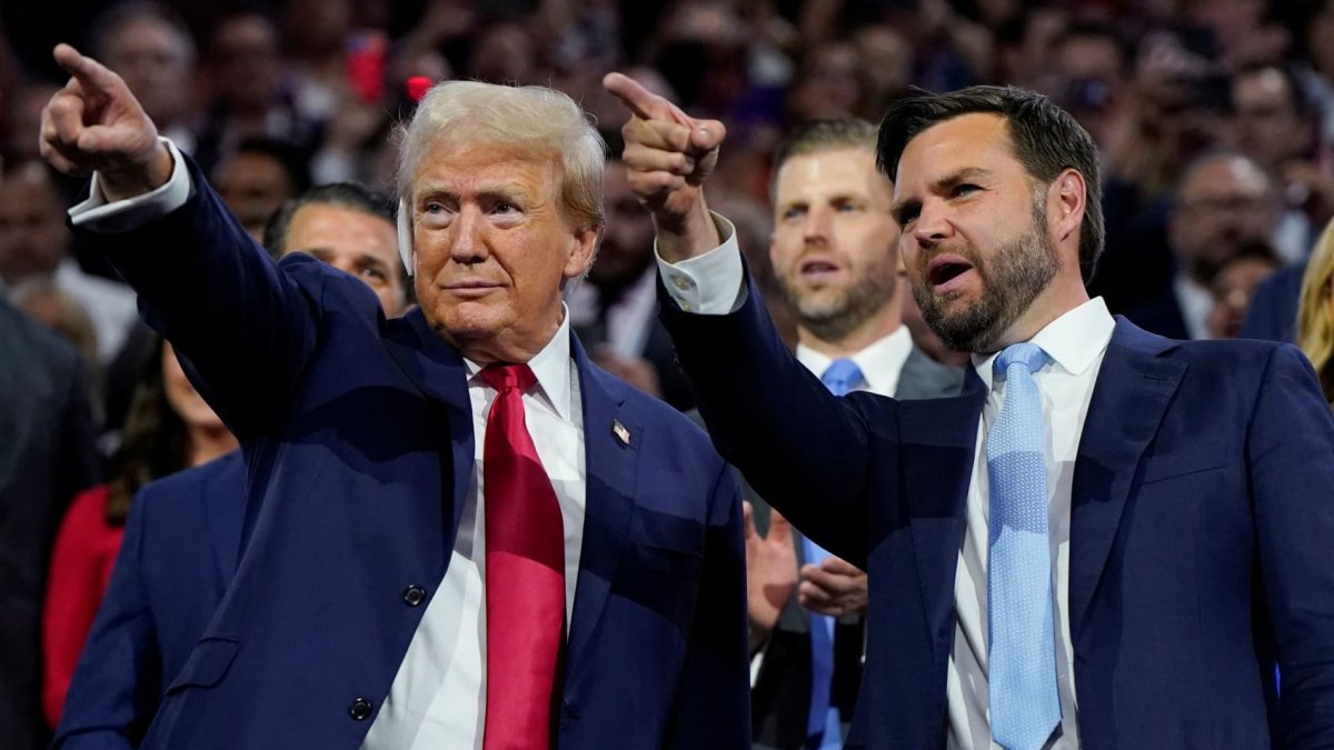 Donald Trump, JD Vance both set for appearances in Chicago area this week Donald Trump, JD Vance both set for appearances in Chicago area this week