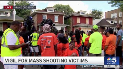 Vigil held in Grand Crossing for victims of mass shooting