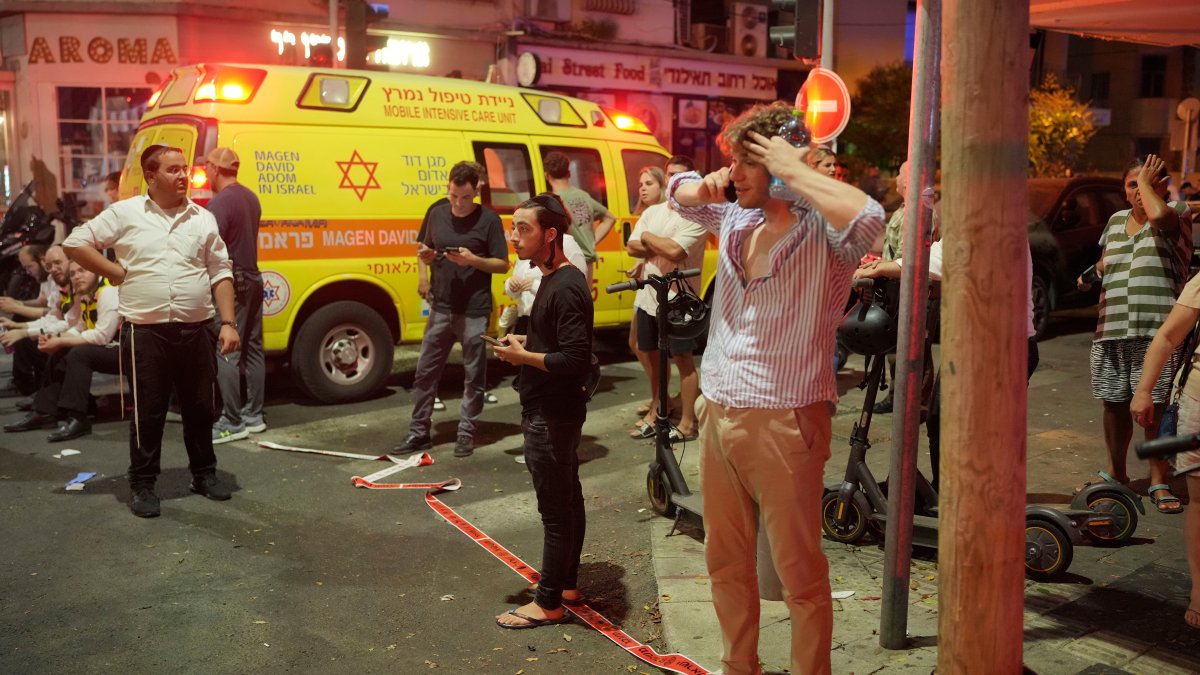 Air attack in Tel Aviv has Israeli city on high alert NBC Chicago
