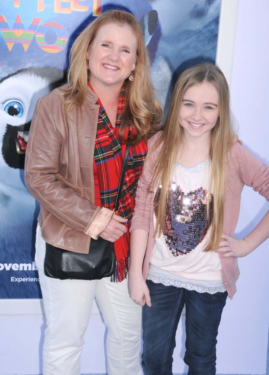 Sabrina Carpenter and aunt Nancy Cartwright in 2011.