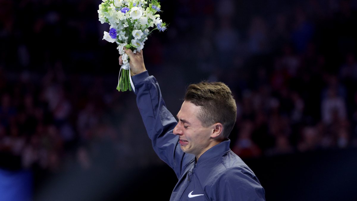 Suburban gymnast had heartwarming reaction to learning he was named to Team USA 