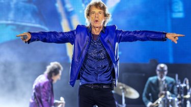 photos: rolling stones at soldier field in chicago