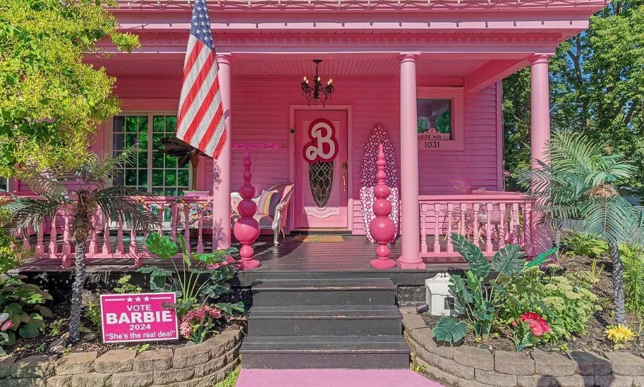 Barbie house pink on sale