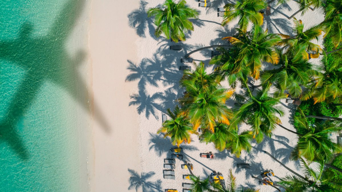 Which popular spring break destinations have safety warnings, travel advisories?