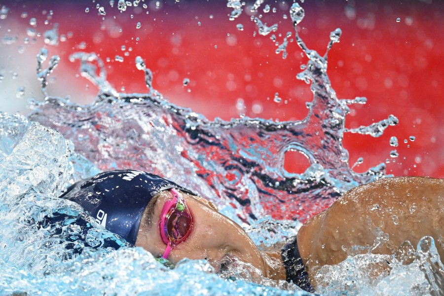 Brazil's Maria Fernanda Costa competes in a heat of the women's 4x200m freestyle relay swimming event during the Paris 2024 Olympic Games at the Paris La Defense Arena in Nanterre, west of Paris, on August 1, 2024