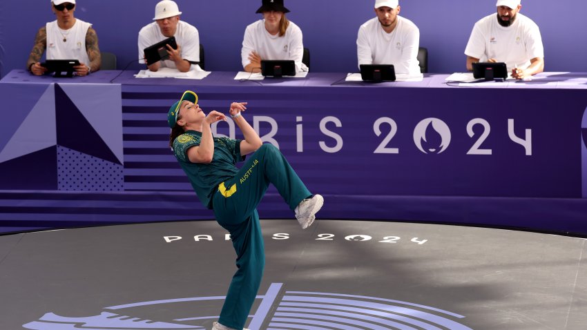 PARIS, FRANCE – AUGUST 09: B-Girl Raygun of Team Australia
competes during the B-Girls Round Robin – Group B on day fourteen of the Olympic Games Paris 2024 at Place de la Concorde on August 09, 2024 in Paris, France. (Photo by Ezra Shaw/Getty Images)