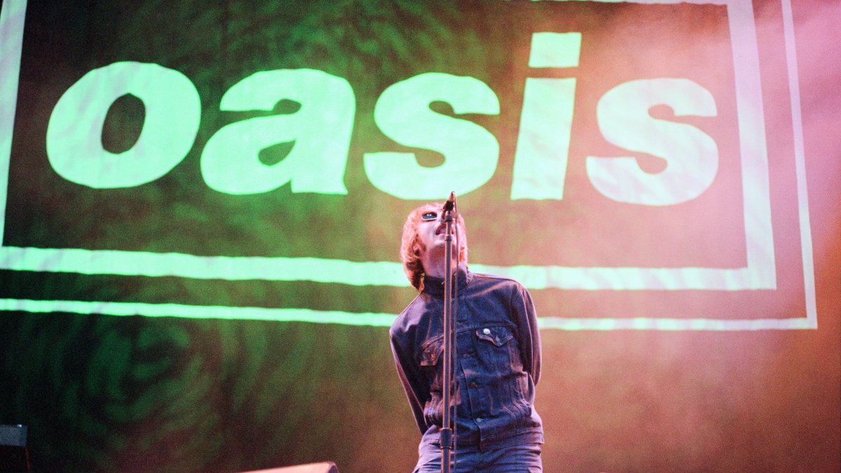 Why did Oasis break up? The Gallagher brothers' feud, explained