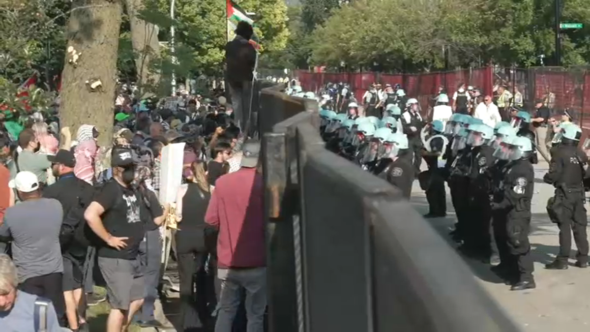 Several people arrested after clashes between protesters and police near United Center – NBC Chicago