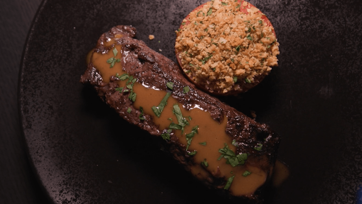 Popular suburban steakhouse opens new Chicago location