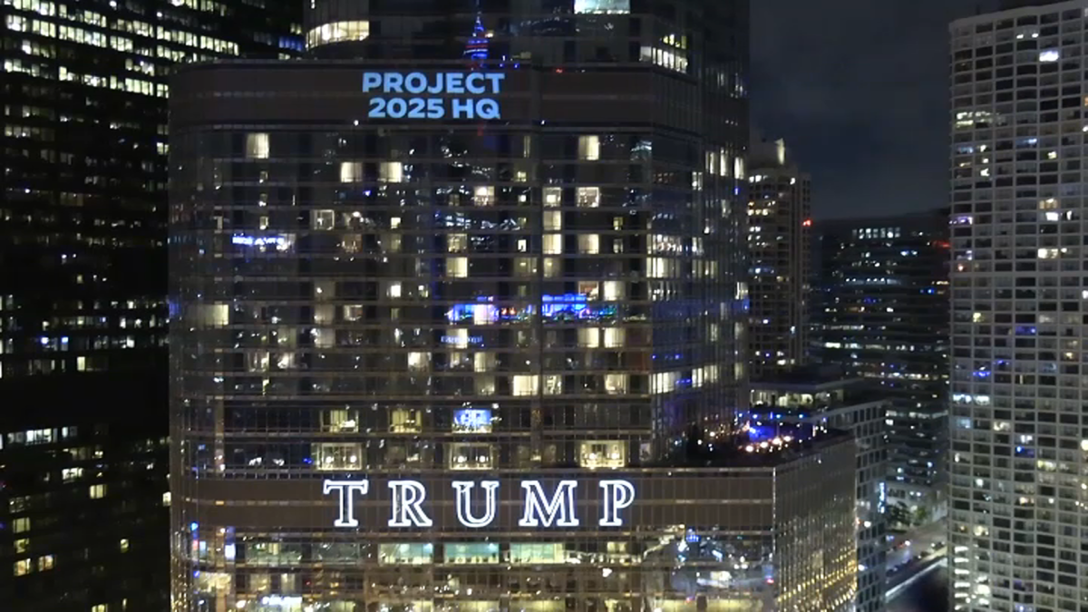 Images projected on Trump Tower in Chicago ahead of DNC – NBC Chicago