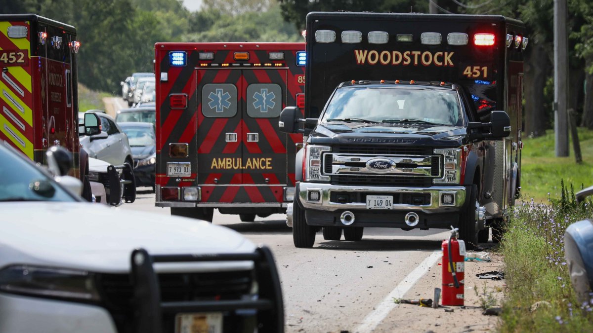 Accident in Woodstock leaves five injured, part of Charles Road closed – NBC Chicago