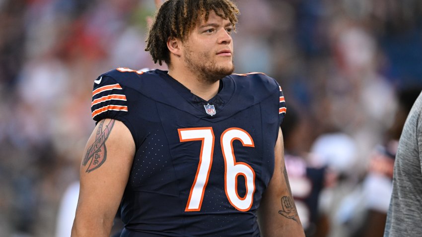 CANTON, OH – AUGUST 01: Chicago Bears OL Teven Jenkins (76) during warmups for a National Football League preseason game between the Chicago Bears and Houston Texans on August 1, 2024 at Tom Benson Hall of Fame Stadium in Canton, OH. (Photo by James Black/Icon Sportswire via Getty Images)