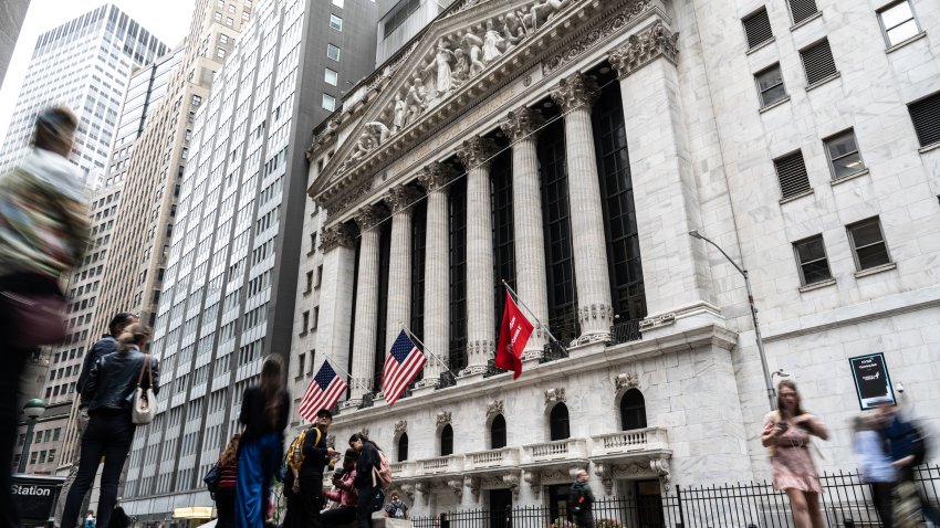 NEW YORK, NEW YORK – SEPTEMBER 18: An exterior view of the New York Stock Exchange on September 18, 2024 in New York City. The Federal Reserve is expected to announce its first interest rate cut since March 2020. (Photo by Stephanie Keith/Getty Images)