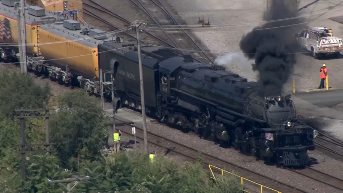 Tuesday marks 1 final chance to see Big Boy locomotive in Illinois