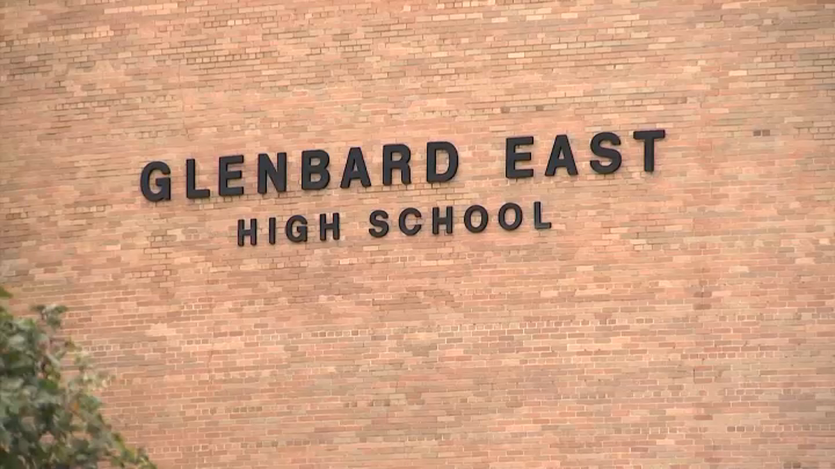 Threats and weapons incidents at Glenbard East HS raise safety concerns – NBC Chicago