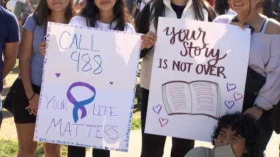 Thousands march in ‘Out of the Darkness' walk