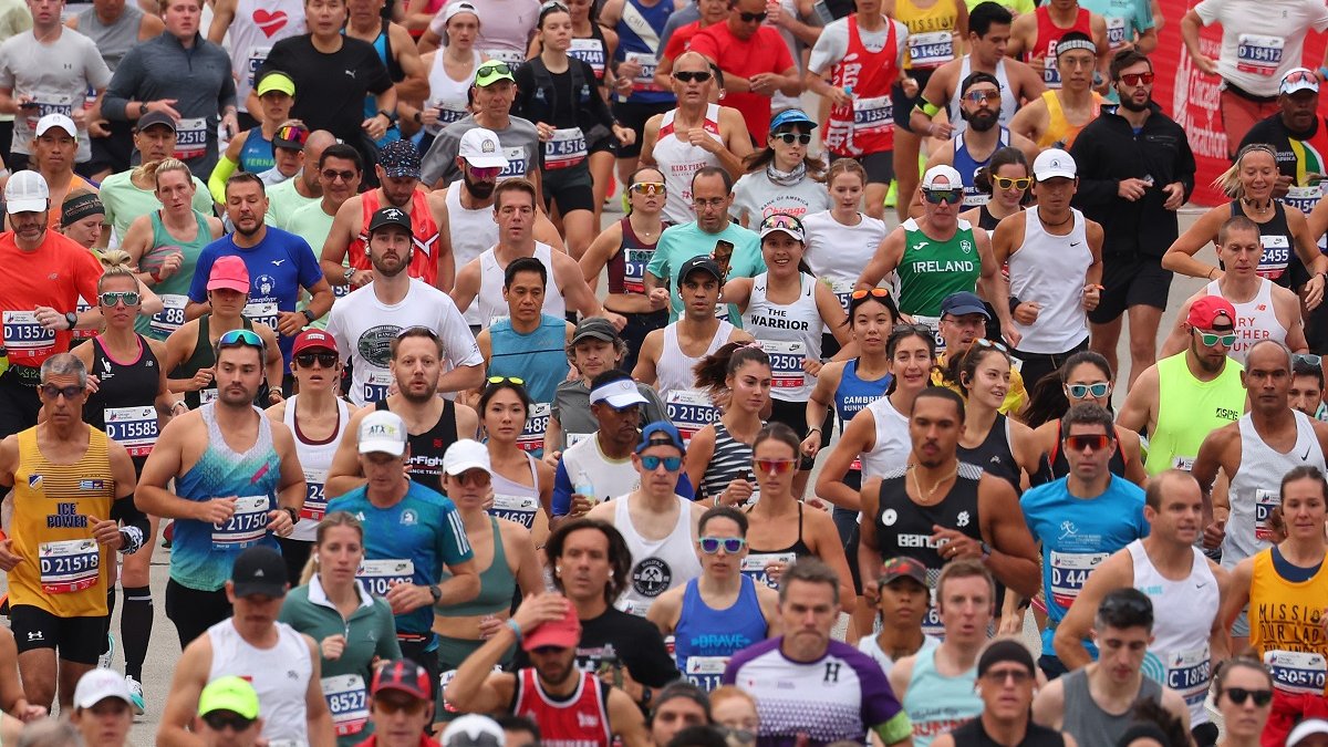 Chicago Marathon runners set fundraising record, with most funds raised in event history