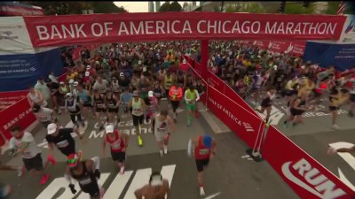 Second wave of runners take off for the Chicago Marathon