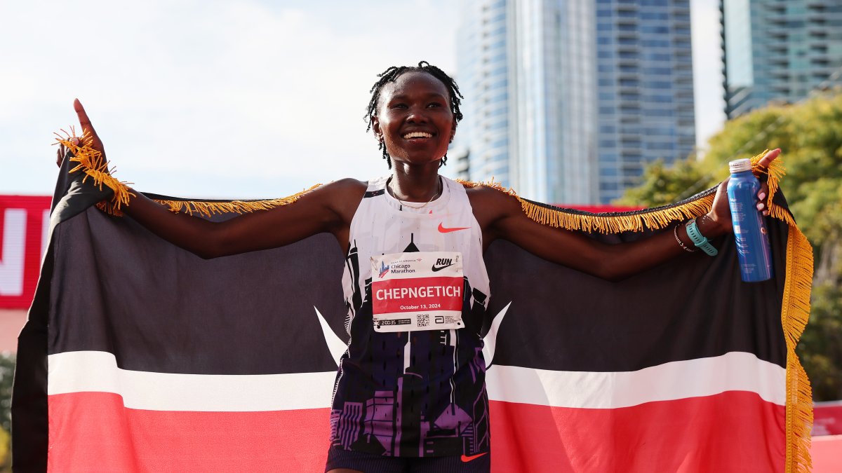 Watch the moment Ruth Chepngetich made women’s racing history with world record Chicago Marathon finish