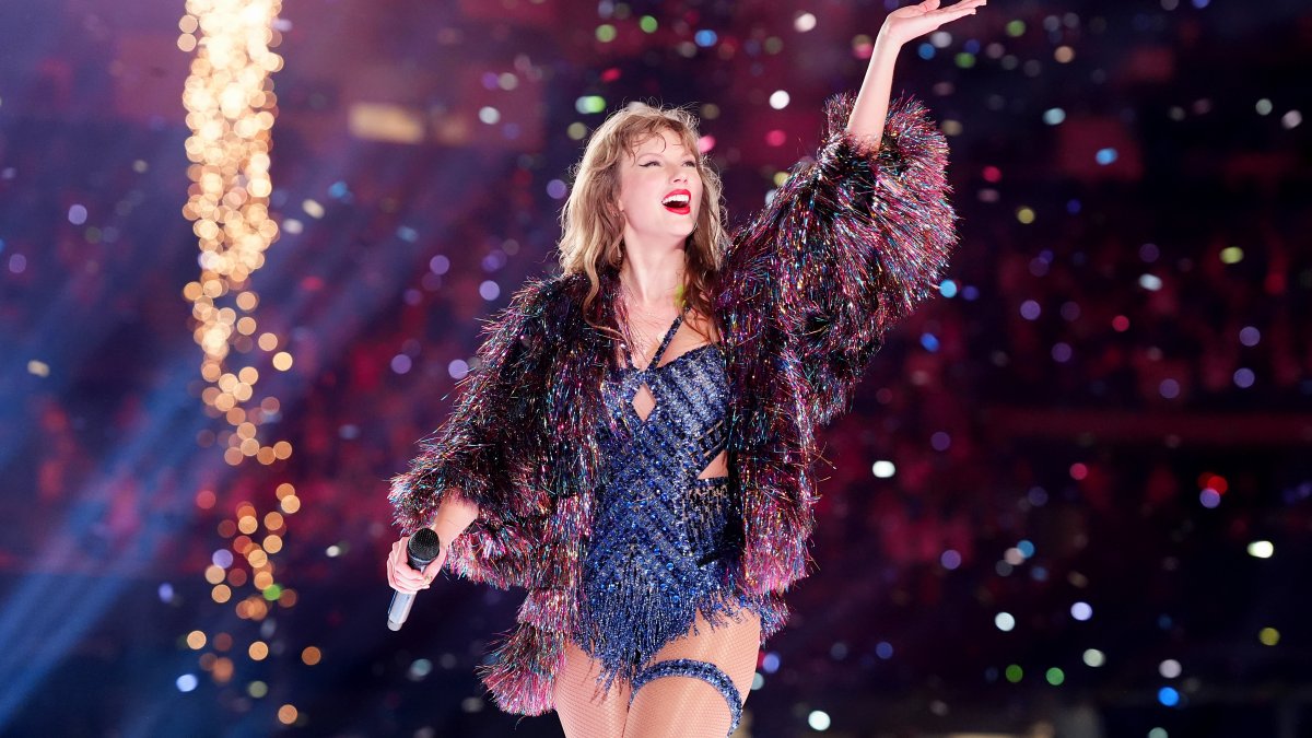 Heading To Taylor Swift s Eras Tour Concert N Indianapolis Here s What Heading To Taylor Swift s Eras Tour Concert N Indianapolis Here s What