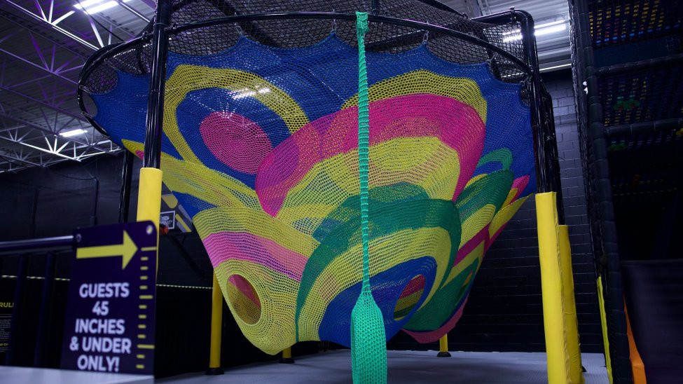 Slick City, Illinois’ 1st indoor slide park opens in Chicago suburbs ...