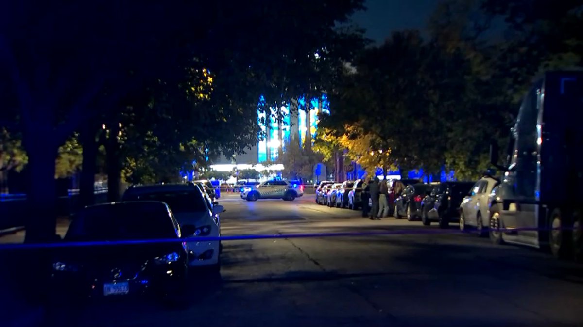 3 teens shot near United Center Chicago police NBC Chicago
