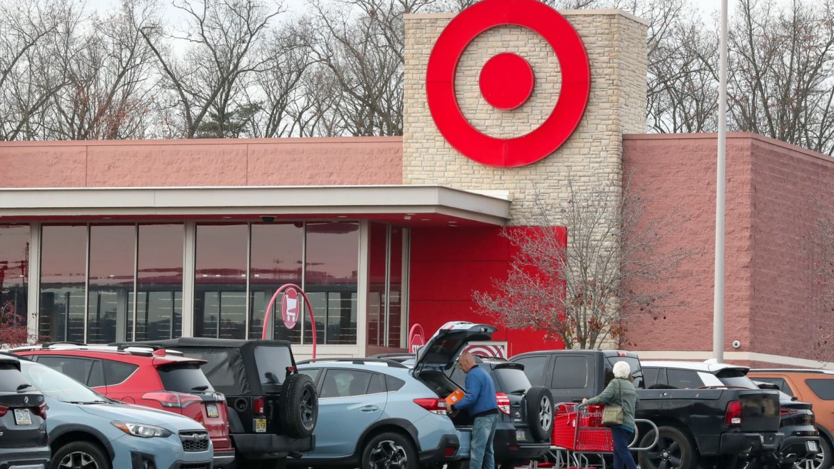 when-do-stores-open-on-black-friday-a-list-of-select-retailers-nbc