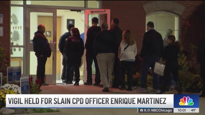 Vigil held for fallen Chicago police officer Enrique Martinez